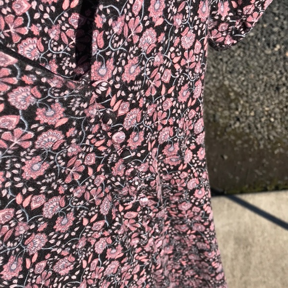 Beautiful Francesca’s Fit-and-Flare Dress - Picture 2 of 3